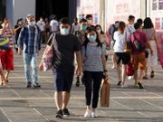 本港過去24小時新增33宗確診個案，1宗輸入個案，32宗本地個案（17宗與早前個案有關），其中15宗源頭不明，至今累計有4,181人確診案。