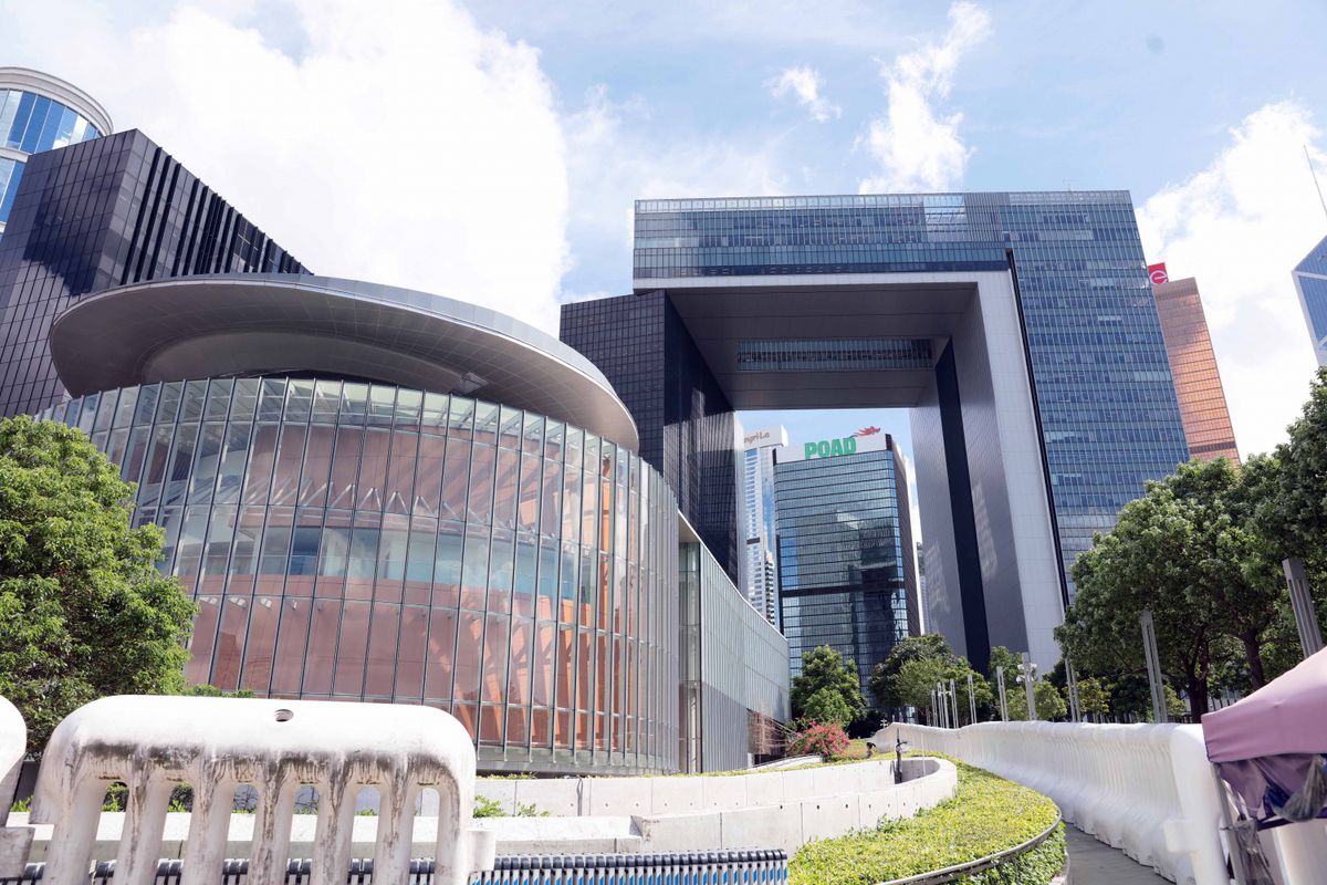 公務員事務局開始聘請兩年一度公開招聘約2,000名文書助理。文書助理會負責一般辦公室支援、文書職務和提供前線服務。（圖片：香港中通社）