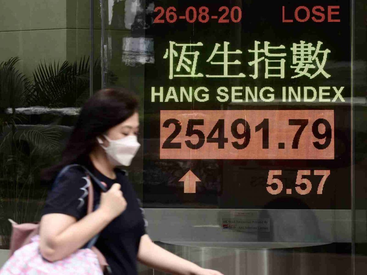 9月大市仍可保持先低後高之形態不變，則恒指不但可伺機上破250天線，且更可伺機上試7月7日之高位26782點。（圖片：中通社）