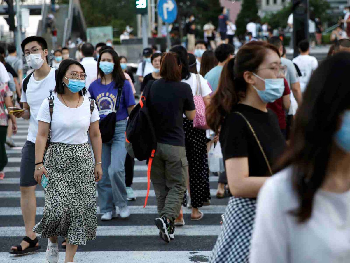 內地新職業：遛狗師、剝蝦師、轟趴管家！酒店試睡員月入達數十萬人仔