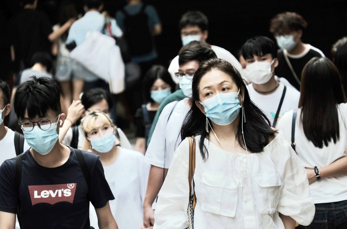 戴上口罩仍可有微小飛沬噴出 9款口罩型號阻隔率大測試 