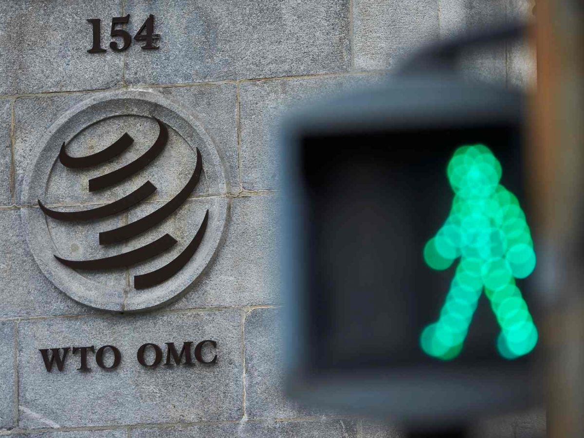 世貿裁美徵中國商品關稅違法 有利大市氣氛改善 | 鄧聲興