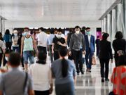 本港失業率仍處於6.1%的高位，人力資源機構Manpower Group的調查指出，有15%僱主稱會在第四季縮減人手，但IT及醫療等6個行業，則會在疫市中增人手。