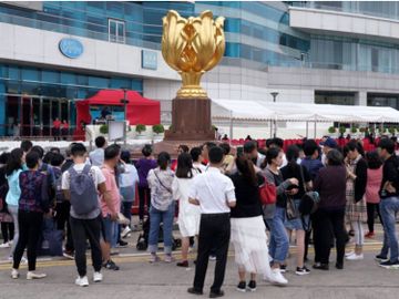 新移民-派錢1萬-關愛基金-津貼-低收入家庭-香港財經時報HKBT