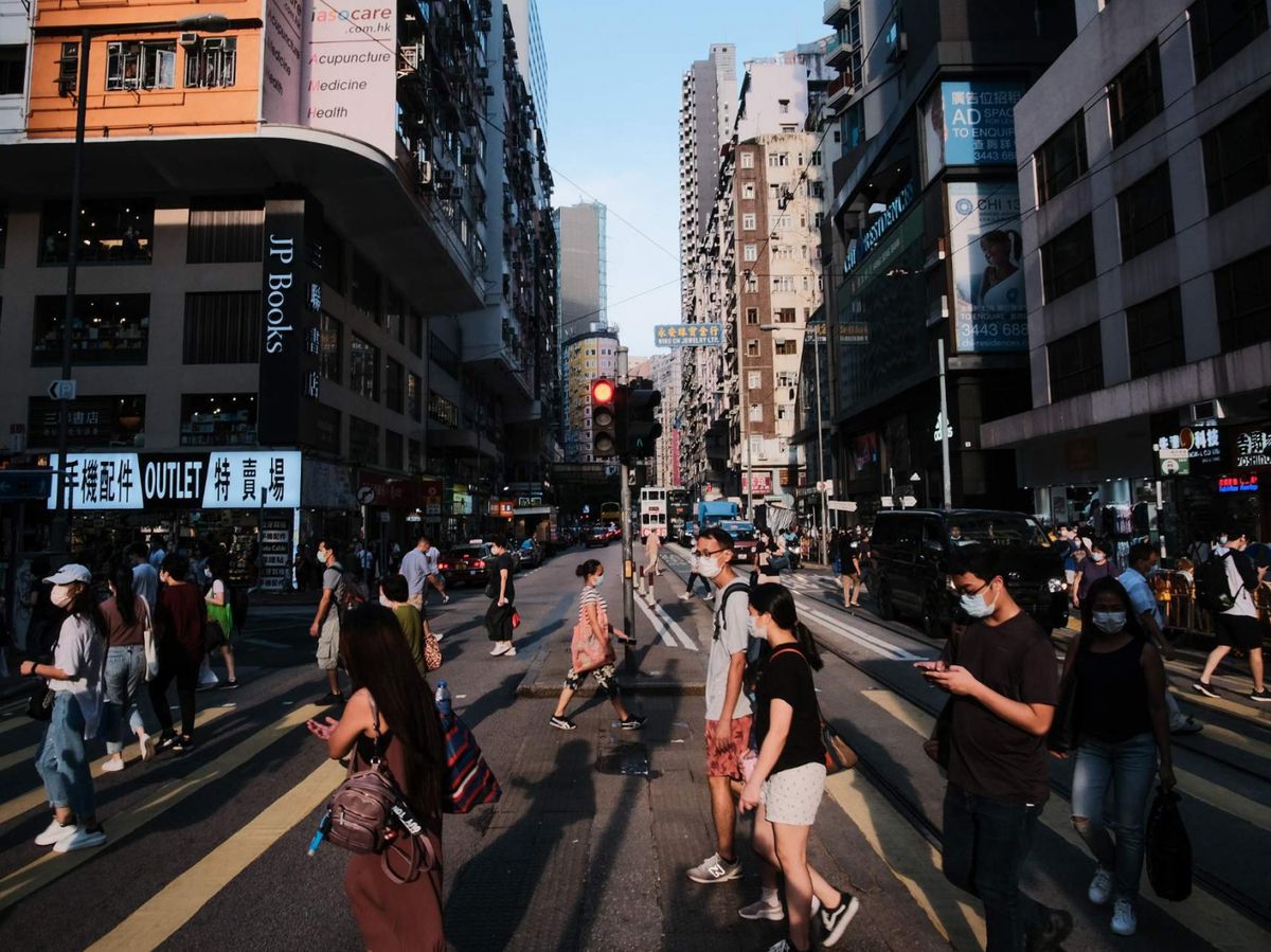 港人平均月薪4萬冠全球 網民質疑計法有問題 稱應使用中位數計算