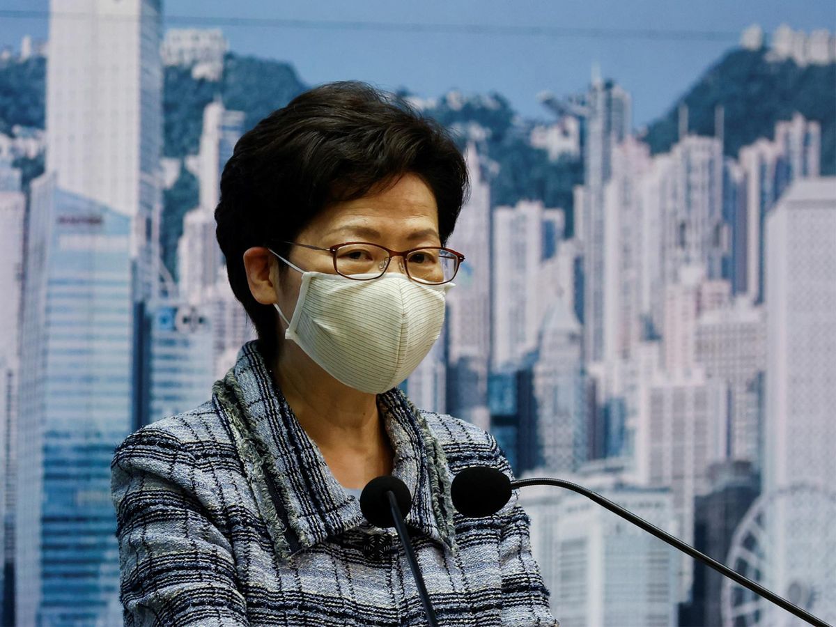 林鄭：正草擬599章新規例 為特定人士強制檢測 擬下月起豁免居內地港人返港後14天檢疫