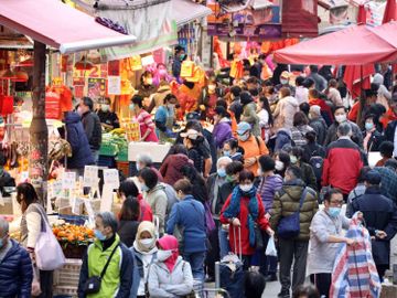 防疫措施-英國-新變種病毒-501Y-陳肇始-社交距離措施-香港財經時報HKBT