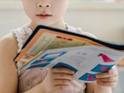楊潤雄：不贊成幼稚園實時網上授課！教育局額外津貼向學生送一本圖書