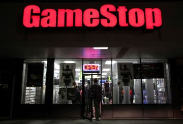 gamestop-gme-amc-美股-沽空機構-散戶戰勝大戶-香櫞-香港財經時報HKBT