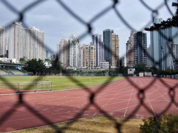 戶外運動場-重開-張建宗-社交距離措施-限聚令-禁堂食-新冠肺炎