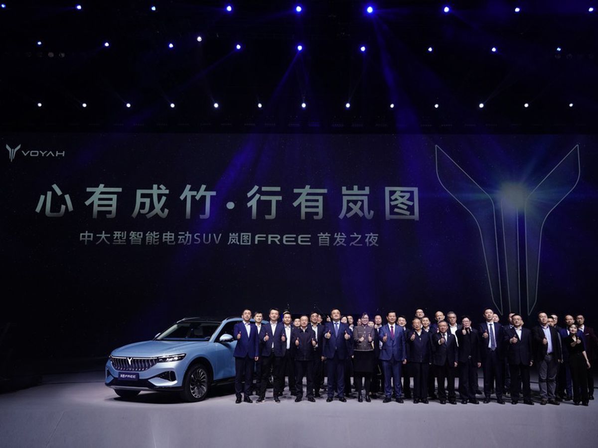 經濟復甦步伐穩 新能源汽車銷量增 東風乘勢再攀升 9元以下可買入