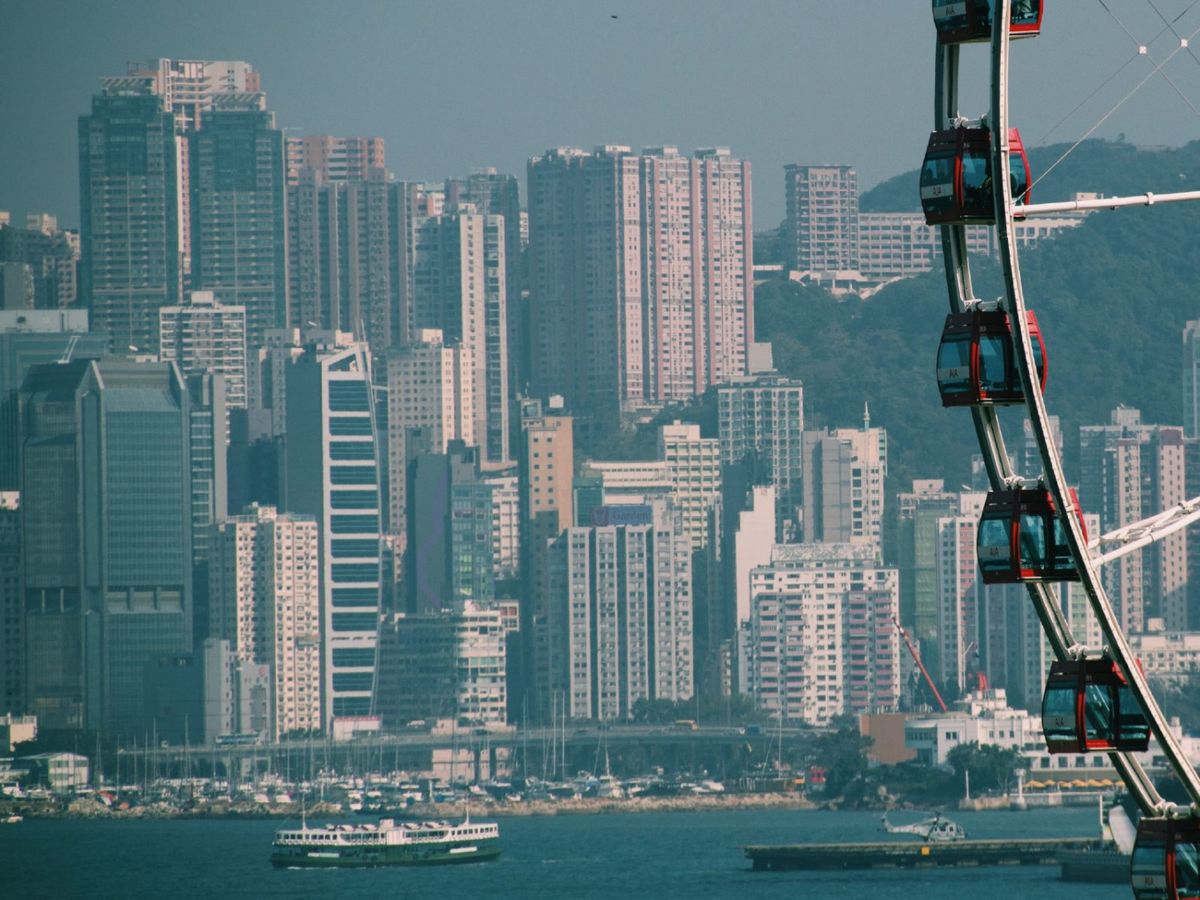 2020回顧與2021前瞻｜香港樓市住宅與非住宅、車位商舖及工商廈分析｜第一桶金