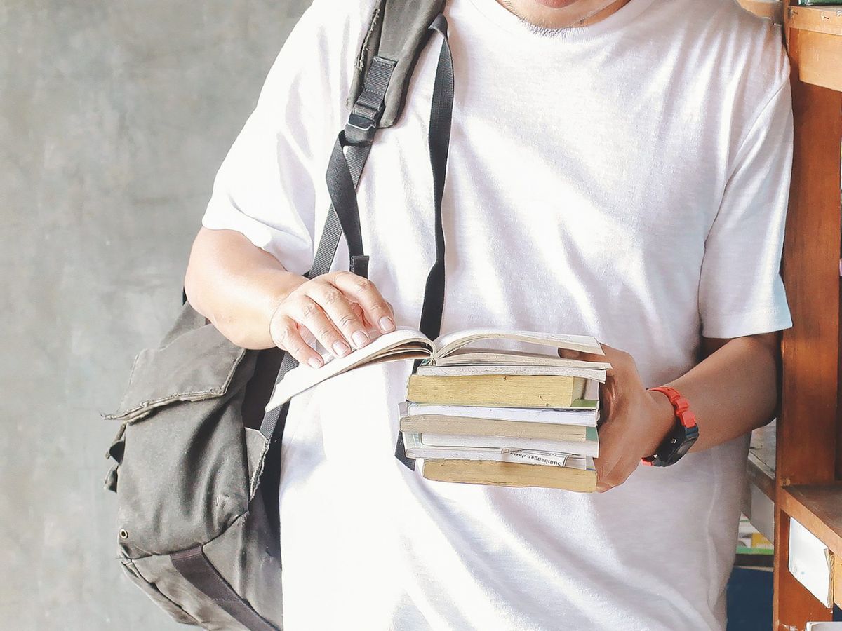 理財個案｜18歲大學生做兼職賺錢買股票、刀仔鋸大樹想25歲賺到100萬｜龔成教室