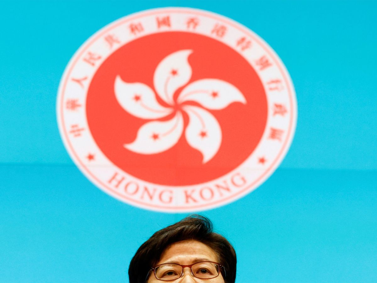 警隊出身李家超任政務司司長 鄧炳強接任保安局局長 蕭澤頤升任警隊「一哥」