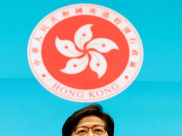 警隊出身李家超任政務司司長-鄧炳強接任保安局局長-蕭澤頤升任警隊一哥-香港財經時報HKBT