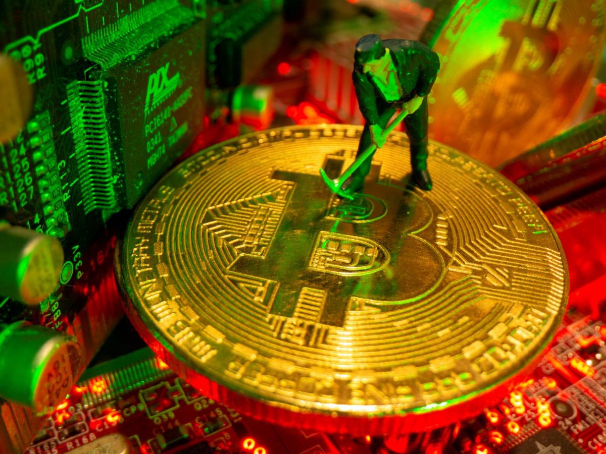 美圖買Bitcoin錄減值虧損 瑞銀：監管打壓或戳破加密貨幣泡沫 惟比特幣礦工利潤增35%