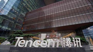 騰訊控股2021, 官媒批評網遊, 精神鴉片, 700股價單日跌一成, 騰訊, 推7措施補鑊, 香港財經時報, HKBT