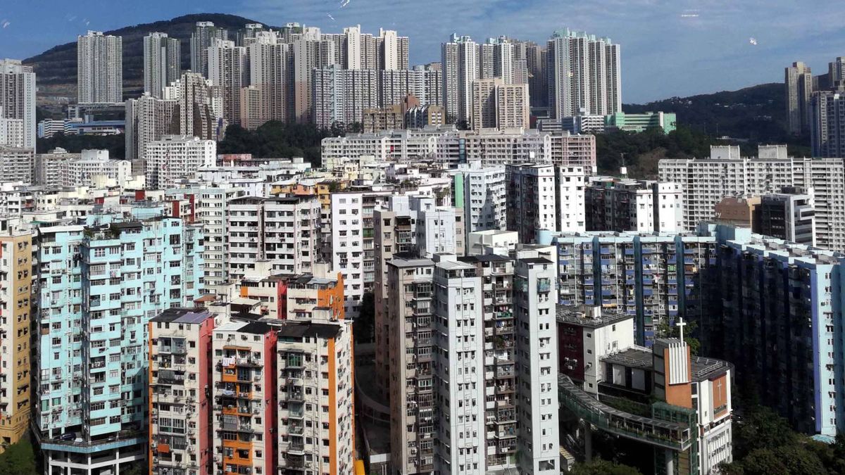港股跌市效應初現｜官方樓價指數7連升斷纜｜破頂後8月轉跌0.15%｜附移民劈價成交個案