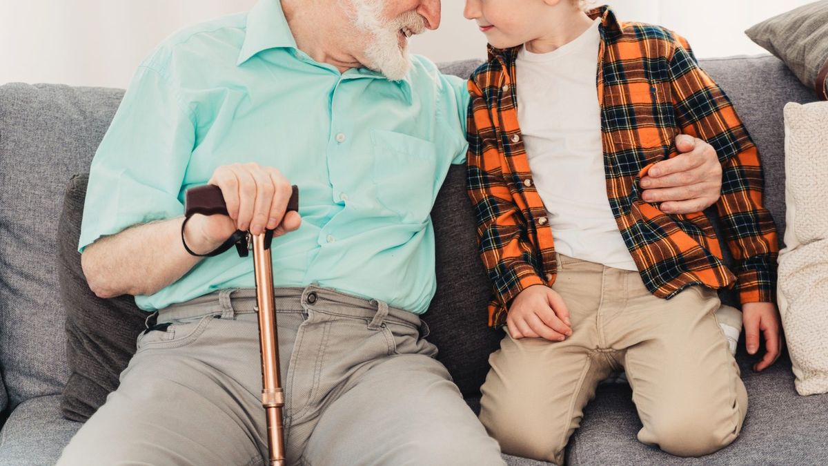 70歲已退休爺爺買樓俾孫仔將來結婚用！沒入息如何申請按揭？｜按揭通識