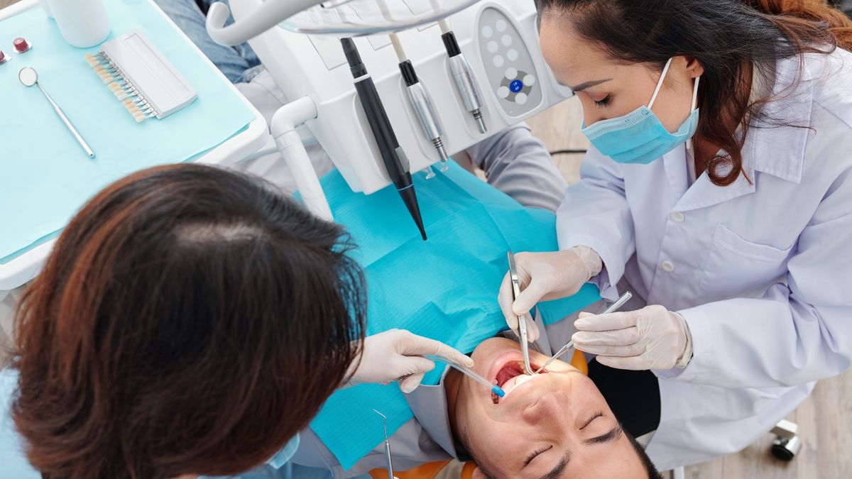  衞生署聘牙齒衞生員｜起薪17,675元、毋須大學畢業｜但要相關執照｜執照申請方法一覽