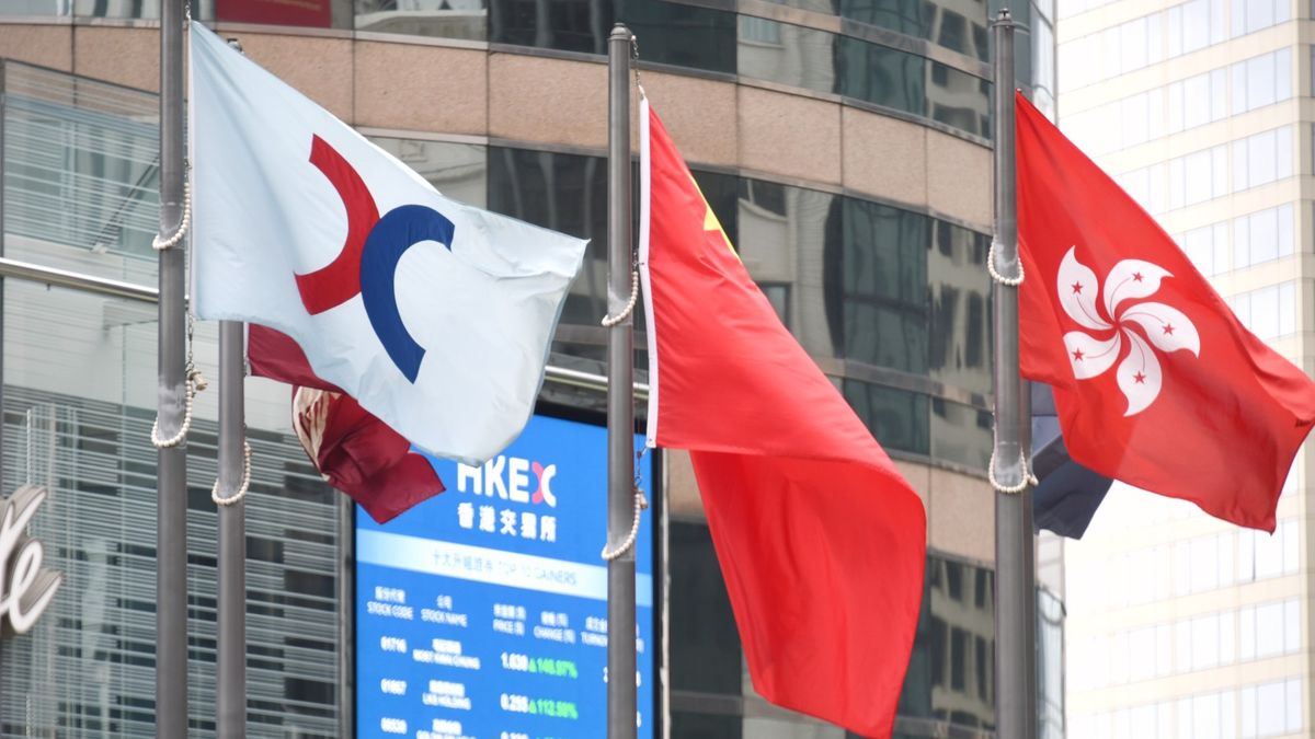 理財個案｜持貨多年的籃籌股全坐艇！大部份股價跌一半應點做？｜龔成教室
