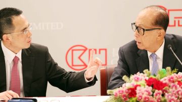 港股分析, 李嘉誠父子增持, 施政報告消除地產股陰霾, 長實長和, 香港財經時報