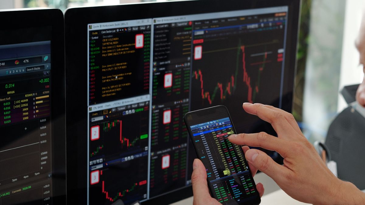 理財個案｜持股全部跌！對信義光能、贛鋒鋰業有期望！幾時入？｜龔成教室