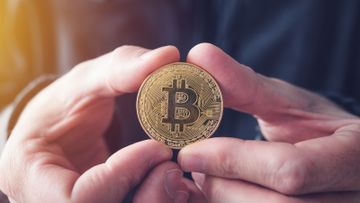 Bitcoin開採量達9成, 料2140年完成開採, 英倫銀行警告, 比特幣或變得一文不值, 加密貨幣, HKBT, 香港財經時報