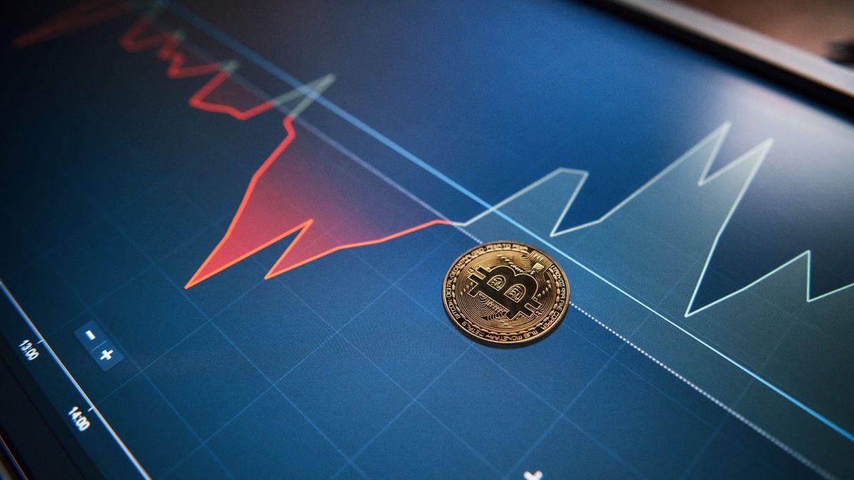 調查：81%受訪港人今年投資電動車、醫藥股！26%有買虛擬貨幣
