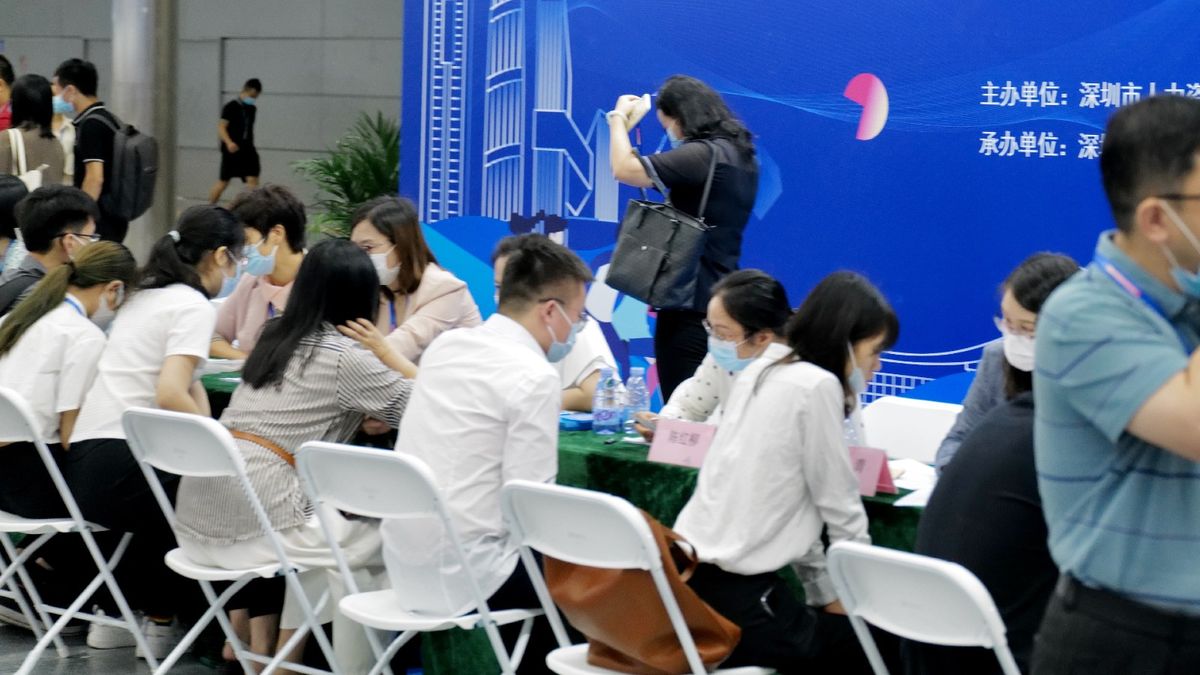廣東省12月起最低工資上調！深圳最低月薪2,360元、汕尾1,620元