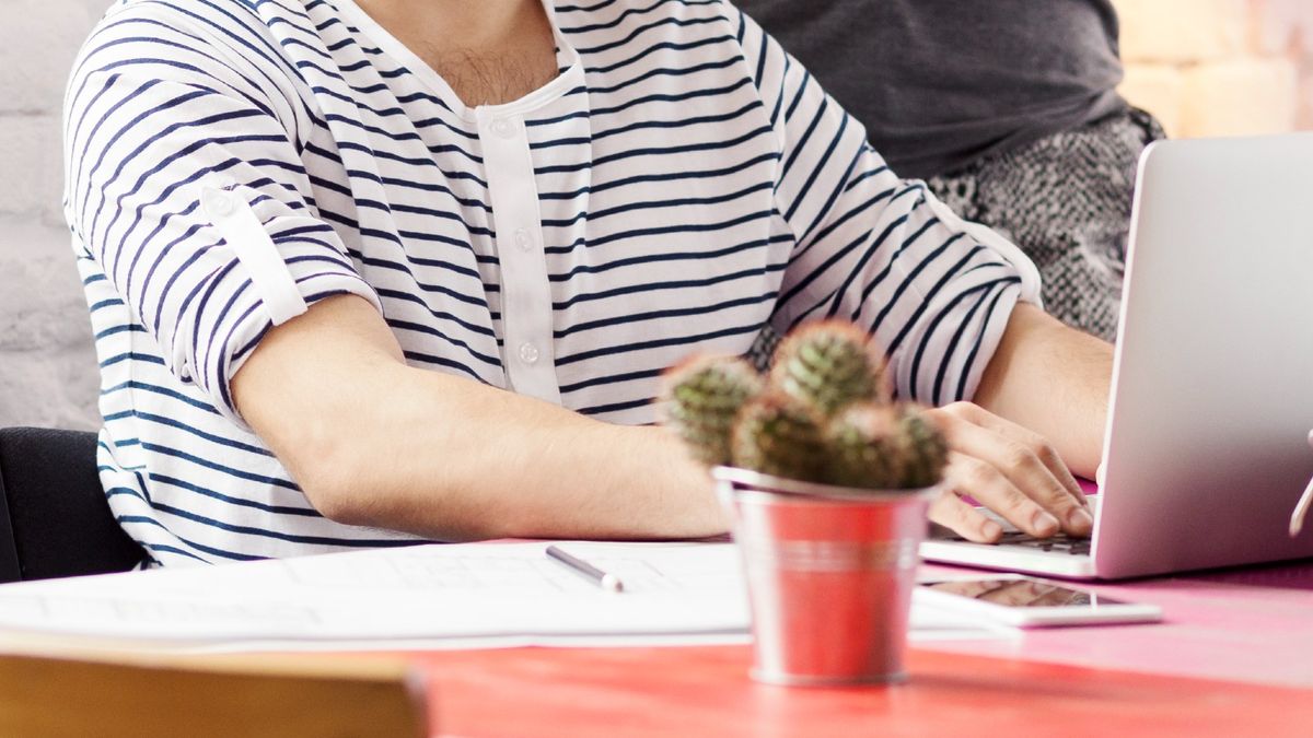理財個案｜23歲做兼職半工讀！無家庭負擔想用10萬積蓄投資收息｜龔成教室