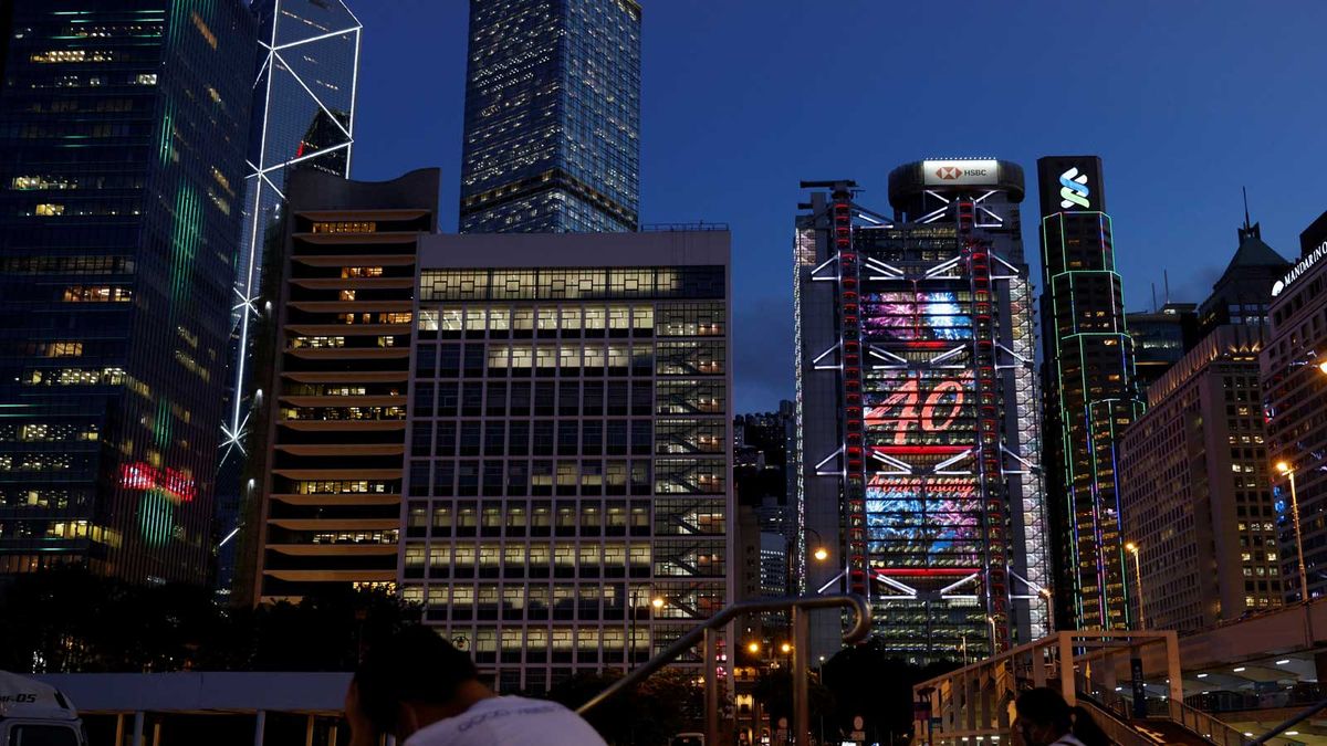 收息股2022-加息-匯豐控股-恒生銀行-東亞銀行-宏利金融-友邦保險-大新銀行-保誠-中銀香港-渣打集團-揀4厘息金融股博財息兼收