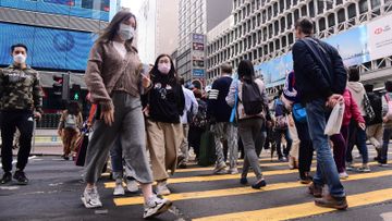 財政預算案2022, 派錢, 電子消費券, 倡再派5000元, 寬減每季2000元差餉, 重啟保就業計劃, HKBT, 香港財經時報