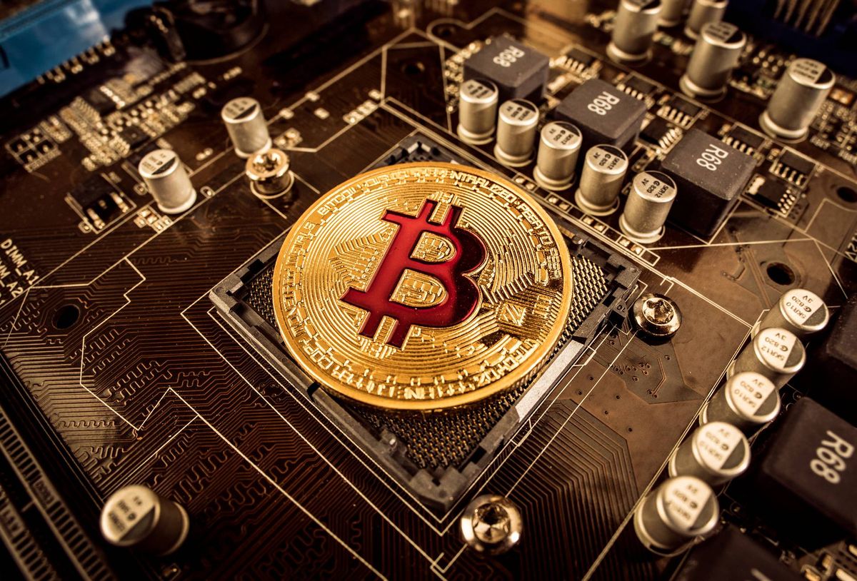 Bitcoin創3個月高位｜幣價重上47,000美元｜俄烏衝突或加快數碼貨幣交易｜目標：年內見10萬美元？