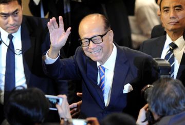 越南投資2022, 香港首富, 李嘉誠, 長實集團, 胡志明市, etf, xtr富時越南, 陸氏集團, 申洲國際, 信星集團, 越南製造加工出口, 天虹紡織, 裕元集團, 金源米業, HKBT, 香港財經時報