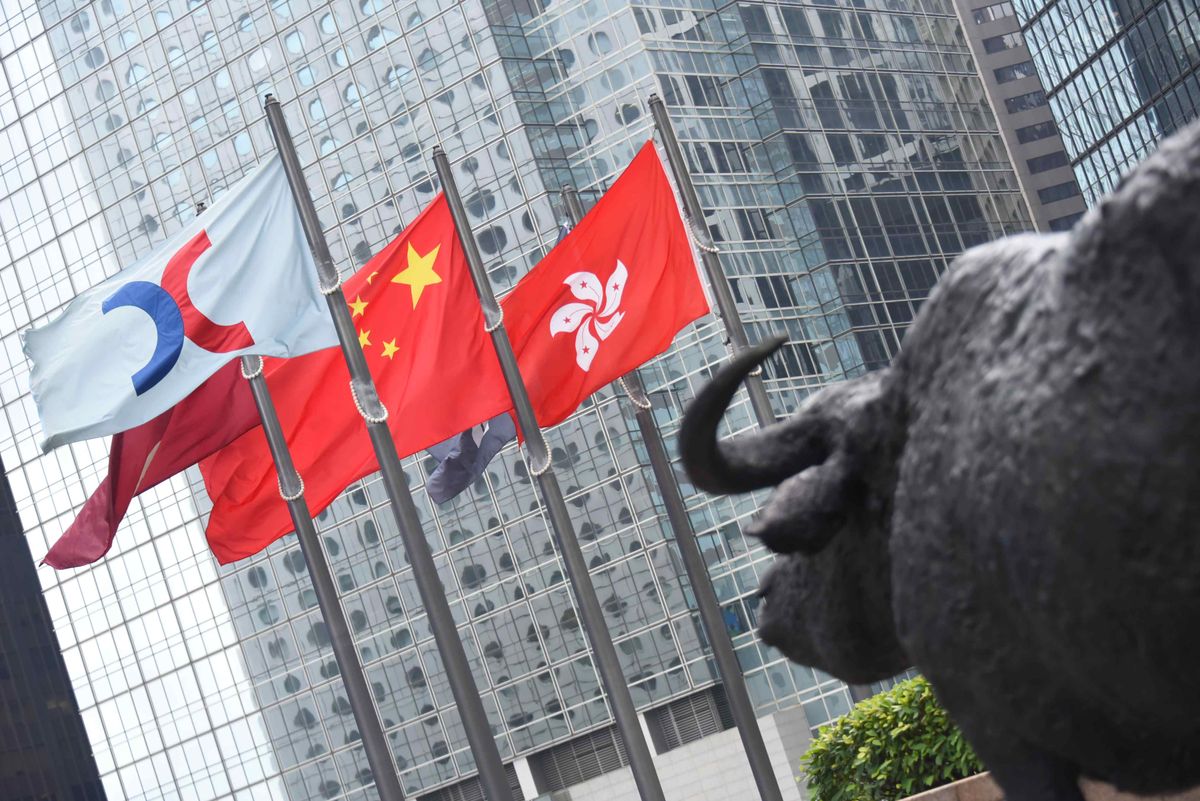 匯豐：恒指今年底目標25,410點｜中金：料向下空間有限｜薦12隻預測逾6厘高息股