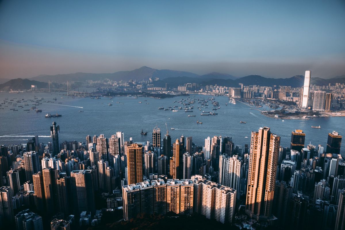 【香港樓市2022】中原預警：短期樓價要跌｜二手樓議價空間增｜周末睇樓量回升