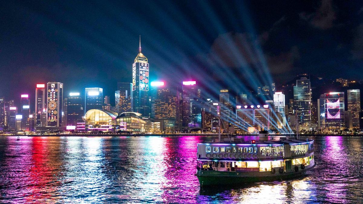 幻彩詠香江, hkbt, 香港財經時報