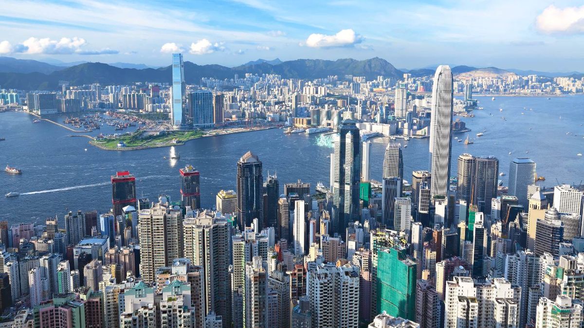 香港仍在陰乾內耗中！人心虛怯、樓市成交分冷暖板塊個別發展｜平民財技