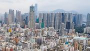 移民英國想留後路回流？香港物業「大換細、舊換新」收租賺使費｜環球琪談