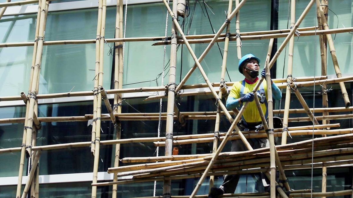 建築署招聘公務員｜二級工人起薪14075元！小六學歷、男女均可