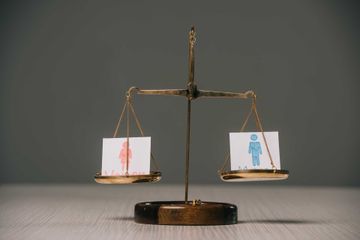 香港人口統計-平均壽命-收入中位數-性別比率-男女比例