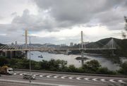 天文台颱風消息｜八號風球預警、「馬鞍」8.25最接近香港｜西登東登威力解碼