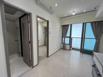 新創建, 新世界發, 基建, 服務業, 目標價, 有聲有識, 鄧聲興