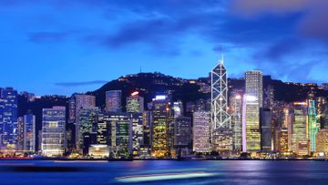 香港優才計劃年度配額, 放寬逗留安排, 無行業限制, 全家可享醫療福利, 移民香港