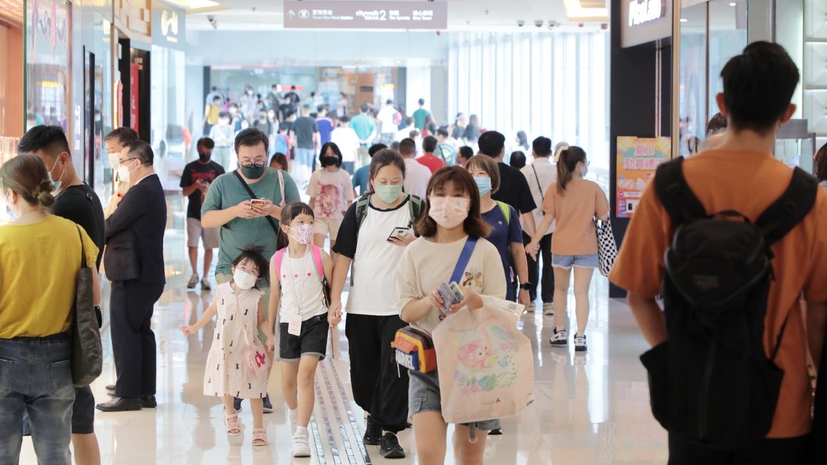 香港人口2022｜連續3年現人口淨流出！20-24歲勞動力跌最多！3個行業受挫！7項數據揭示發展趨勢