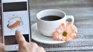 Yahoo Mail APP , 1TB 超大容量,  五大功能, 免費, 蛋糕, 7-Eleven現金券, 詳情一覽