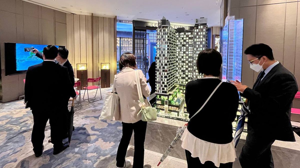 樓市走勢2022｜寧付兩成溢價都要買新盤｜逾3成父母想幫仔女置業｜資助金額高達200萬元