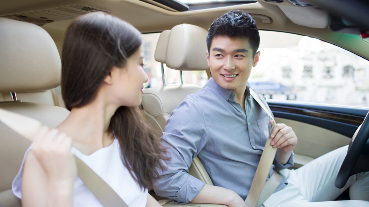 學車懶人包｜考車邊間好？學車師傅VS駕駛學院！1萬蚊上堂考牌？價錢＋程序＋排期＋課程