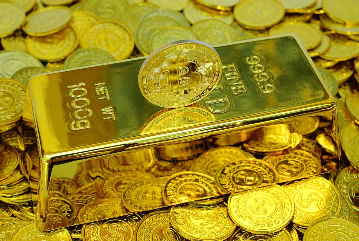 加密貨幣幣災未完｜渣打：比特幣料見5,000美元！環球資金大挪移、一類傳統資產博升30%